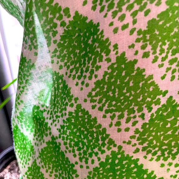 Vintage green outfit with blouse, pants and necklace - Picture 8 of 10